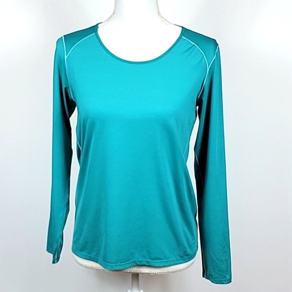 Patagonia Long Sleeve Base Layer in Turquoise - size medium